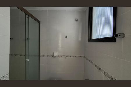 Apartamento à venda com 180m², 3 quartos e 2 vagas Apartamento à venda com 180m², 3 quartos e 2 vagasBanheiro Social