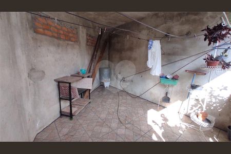 Casa à venda com 188m², 3 quartos e 2 vagas