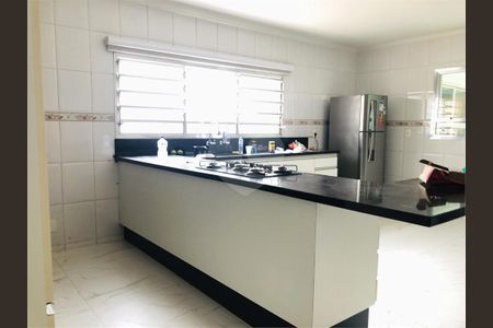 Casa à venda com 3 quartos, 353m² em Água Fria, São Paulo