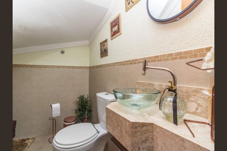 Casa à venda com 125m², 3 quartos e 3 vagasBanheiro 