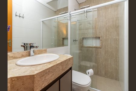 Casa à venda com 125m², 3 quartos e 3 vagasBanheiro 