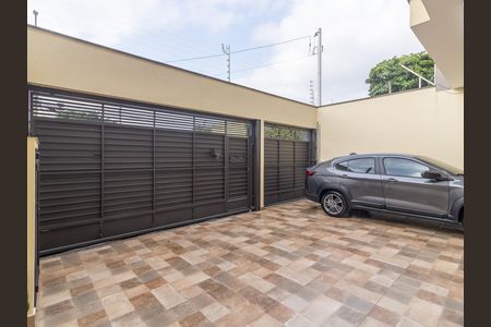 Casa à venda com 125m², 3 quartos e 3 vagasGaragem