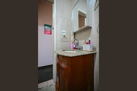 Casa de condomínio à venda com 100m², 3 quartos e 1 vagaBanheiro