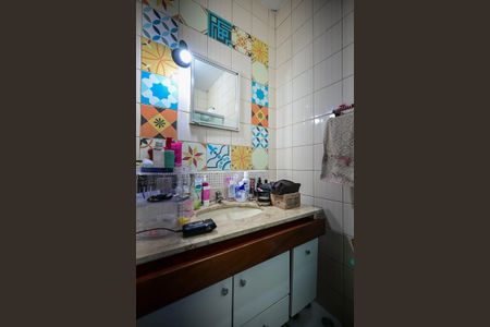 Casa de condomínio à venda com 100m², 3 quartos e 1 vagaBanheiro Suíte 