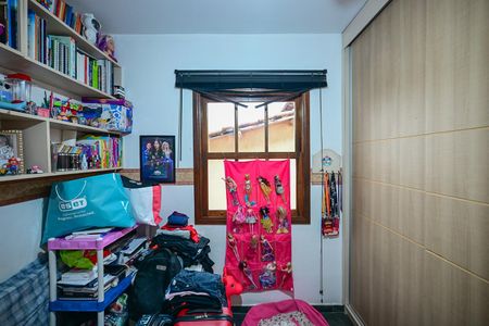Casa de condomínio à venda com 100m², 3 quartos e 1 vagaQuarto 2
