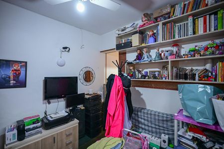 Casa de condomínio à venda com 100m², 3 quartos e 1 vagaQuarto 2