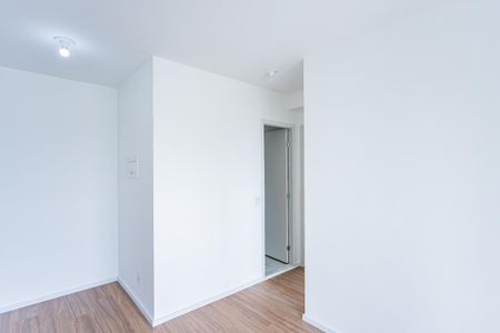 Apartamento à venda com 38m², 2 quartos e 1 vaga Apartamento à venda com 38m², 2 quartos e 1 vagaSala, cozinha e área de serviço