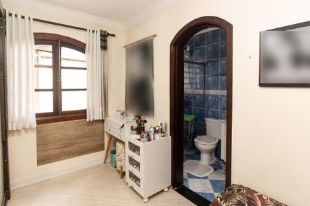 Casa à venda com 326m², 2 quartos e 6 vagasSuíte 1