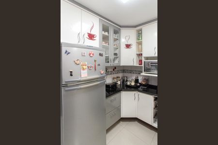 Casa à venda com 326m², 2 quartos e 6 vagasCozinha