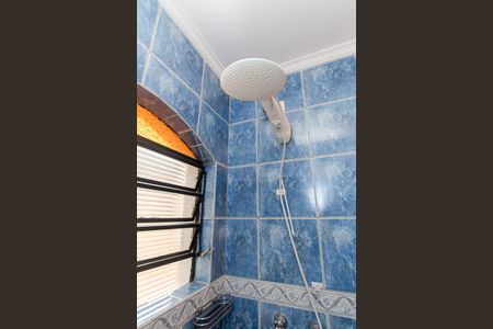 Casa à venda com 326m², 2 quartos e 6 vagasBanheiro da Suíte