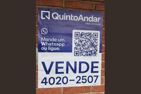 Casa à venda com 326m², 2 quartos e 6 vagasPlaca