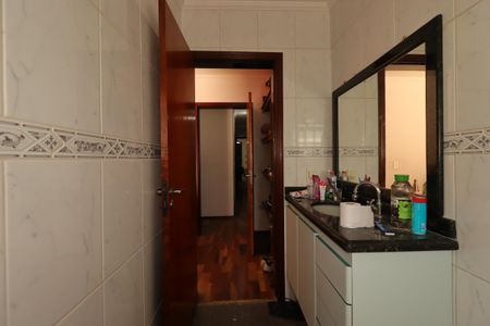 Casa para alugar com 205m², 3 quartos e 3 vagasBanheiro da Suíte