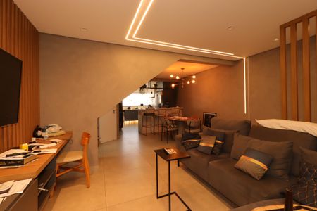 Casa para alugar com 205m², 3 quartos e 3 vagasSala