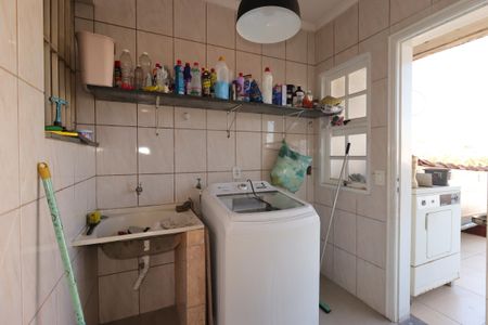 Casa para alugar com 205m², 3 quartos e 3 vagasÁrea de Serviço