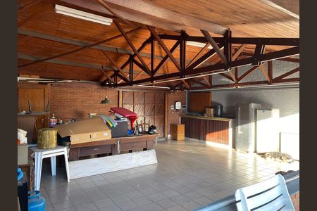 Garagem de casa à venda com 3 quartos, 326m² em Tremembé, São Paulo