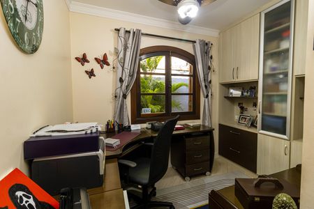 Escritório de casa à venda com 3 quartos, 326m² em Tremembé, São Paulo