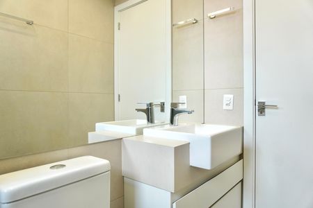 Apartamento para alugar com 69m², 1 quarto e 1 vaga Apartamento para alugar com 69m², 1 quarto e 1 vagaSuíte - Banheiro