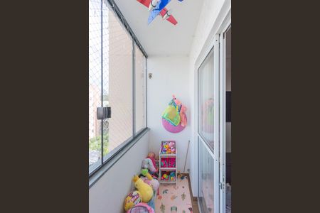 Apartamento à venda com 59m², 2 quartos e 1 vagaSacada da Sala