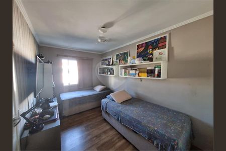 Casa à venda com 3 quartos, 131m² em Vila Leonor, São Paulo