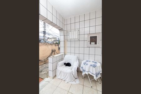 Casa para alugar com 440m², 3 quartos e 1 vaga Casa para alugar com 440m², 3 quartos e 1 vagaVaranda