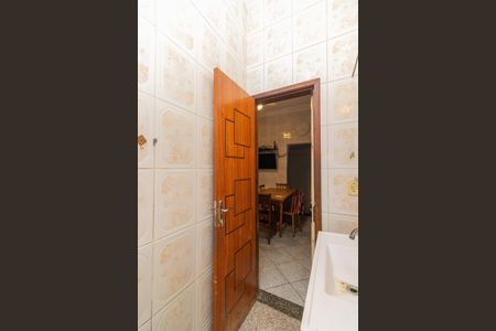 Casa para alugar com 440m², 3 quartos e 1 vaga Casa para alugar com 440m², 3 quartos e 1 vagaBanheiro