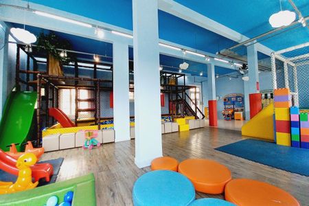 Apartamento à venda com 80m², 3 quartos e 2 vagasÁrea comum - Playground