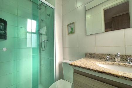 Apartamento à venda com 80m², 3 quartos e 2 vagasBanheiro da Suíte
