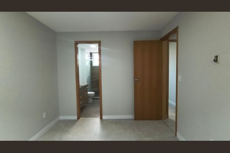 Apartamento para alugar com 82m², 3 quartos e 2 vagas Apartamento para alugar com 82m², 3 quartos e 2 vagasSuíte