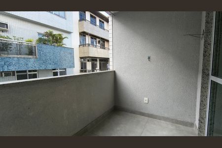 Apartamento para alugar com 82m², 3 quartos e 2 vagas Apartamento para alugar com 82m², 3 quartos e 2 vagasVaranda