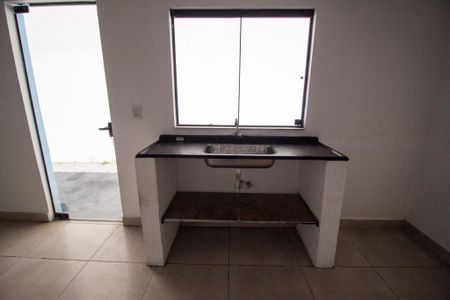 Sala de casa para alugar com 2 quartos, 75m² em Cajuru do Sul, Sorocaba