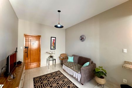 Apartamento à venda com 43m², 1 quarto e sem vaga