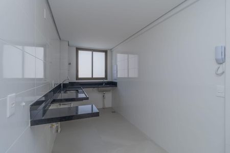 Apartamento à venda com 154m², 3 quartos e 3 vagas Apartamento à venda com 154m², 3 quartos e 3 vagasCozinha e Área de Serviço