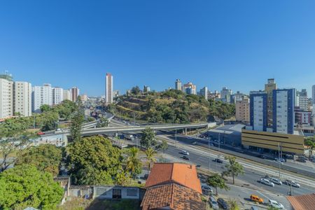 Apartamento à venda com 154m², 3 quartos e 3 vagas Apartamento à venda com 154m², 3 quartos e 3 vagasVista