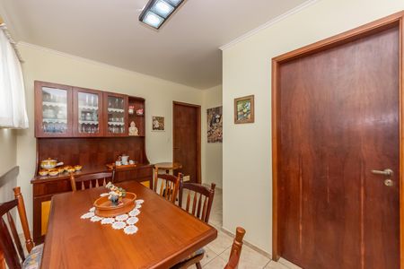 Apartamento à venda com 128m², 3 quartos e 2 vagas Apartamento à venda com 128m², 3 quartos e 2 vagasSala
