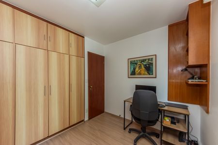 Apartamento à venda com 128m², 3 quartos e 2 vagas Apartamento à venda com 128m², 3 quartos e 2 vagasQuarto