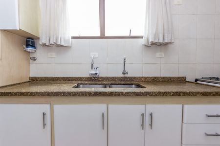 Apartamento à venda com 128m², 3 quartos e 2 vagas Apartamento à venda com 128m², 3 quartos e 2 vagasCozinha