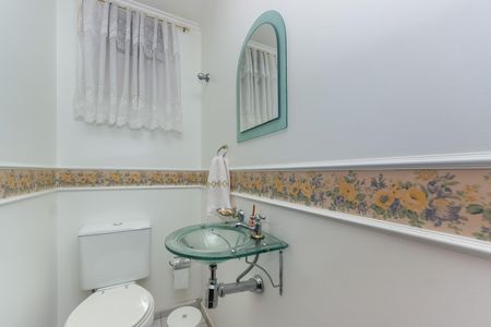 Apartamento à venda com 128m², 3 quartos e 2 vagas Apartamento à venda com 128m², 3 quartos e 2 vagasBanheiro