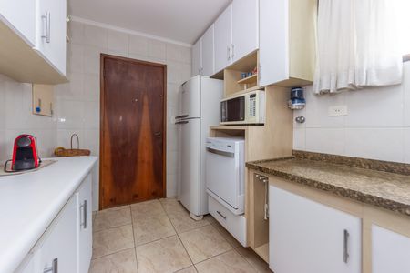 Apartamento à venda com 128m², 3 quartos e 2 vagas Apartamento à venda com 128m², 3 quartos e 2 vagasCozinha