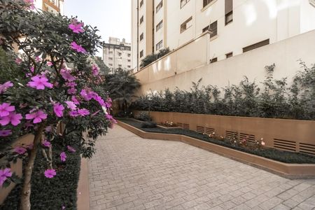 Apartamento à venda com 128m², 3 quartos e 2 vagas Apartamento à venda com 128m², 3 quartos e 2 vagasÁrea externa