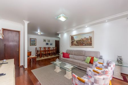Apartamento à venda com 128m², 3 quartos e 2 vagas Apartamento à venda com 128m², 3 quartos e 2 vagasSala