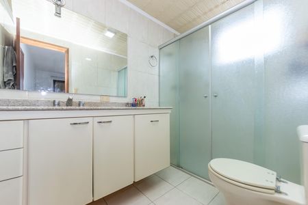 Apartamento à venda com 128m², 3 quartos e 2 vagas Apartamento à venda com 128m², 3 quartos e 2 vagasBanheiro