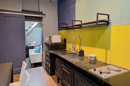 Studio para alugar com 38m², 1 quarto e sem vaga Studio para alugar com 38m², 1 quarto e sem vagaCozinha