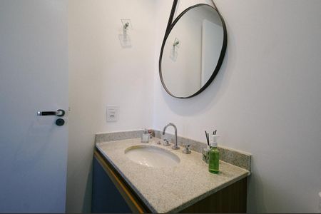 Apartamento para alugar com 29m², 1 quarto e sem vaga Apartamento para alugar com 29m², 1 quarto e sem vagaBanheiro da Suíte
