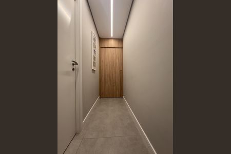 Apartamento à venda com 81m², 3 quartos e 2 vagasCorredor