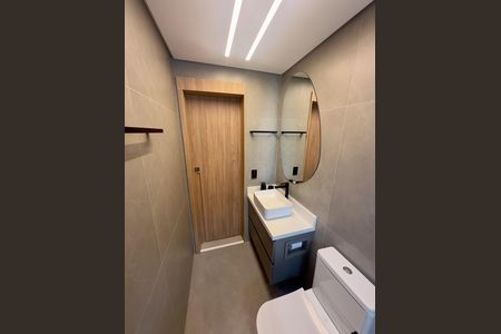 Apartamento à venda com 81m², 3 quartos e 2 vagasBanheiro 