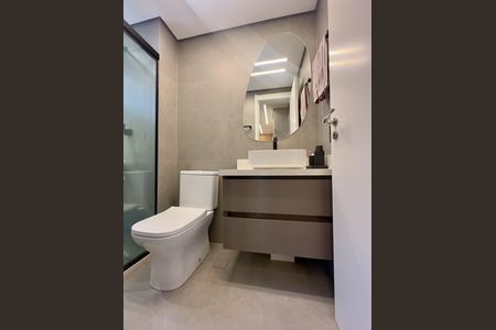 Apartamento à venda com 81m², 3 quartos e 2 vagasBanheiro 