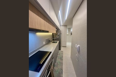 Apartamento à venda com 81m², 3 quartos e 2 vagasCozinha