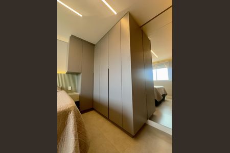 Apartamento à venda com 81m², 3 quartos e 2 vagasQuarto 
