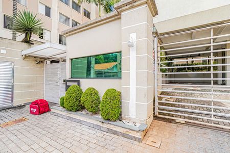 Apartamento à venda com 43m², 2 quartos e 1 vaga Apartamento à venda com 43m², 2 quartos e 1 vagaFachada e portaria