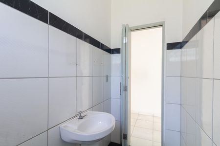 Casa à venda com 311m², 1 quarto e sem vaga Casa à venda com 311m², 1 quarto e sem vagaBanheiro